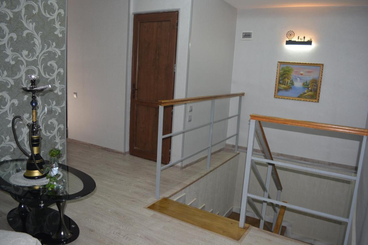 Golden Way Hotel Tbilisi Exterior foto
